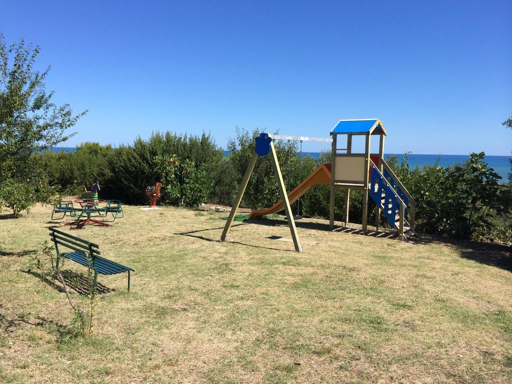 Residence Gli Stingi Vieste Bagian luar foto