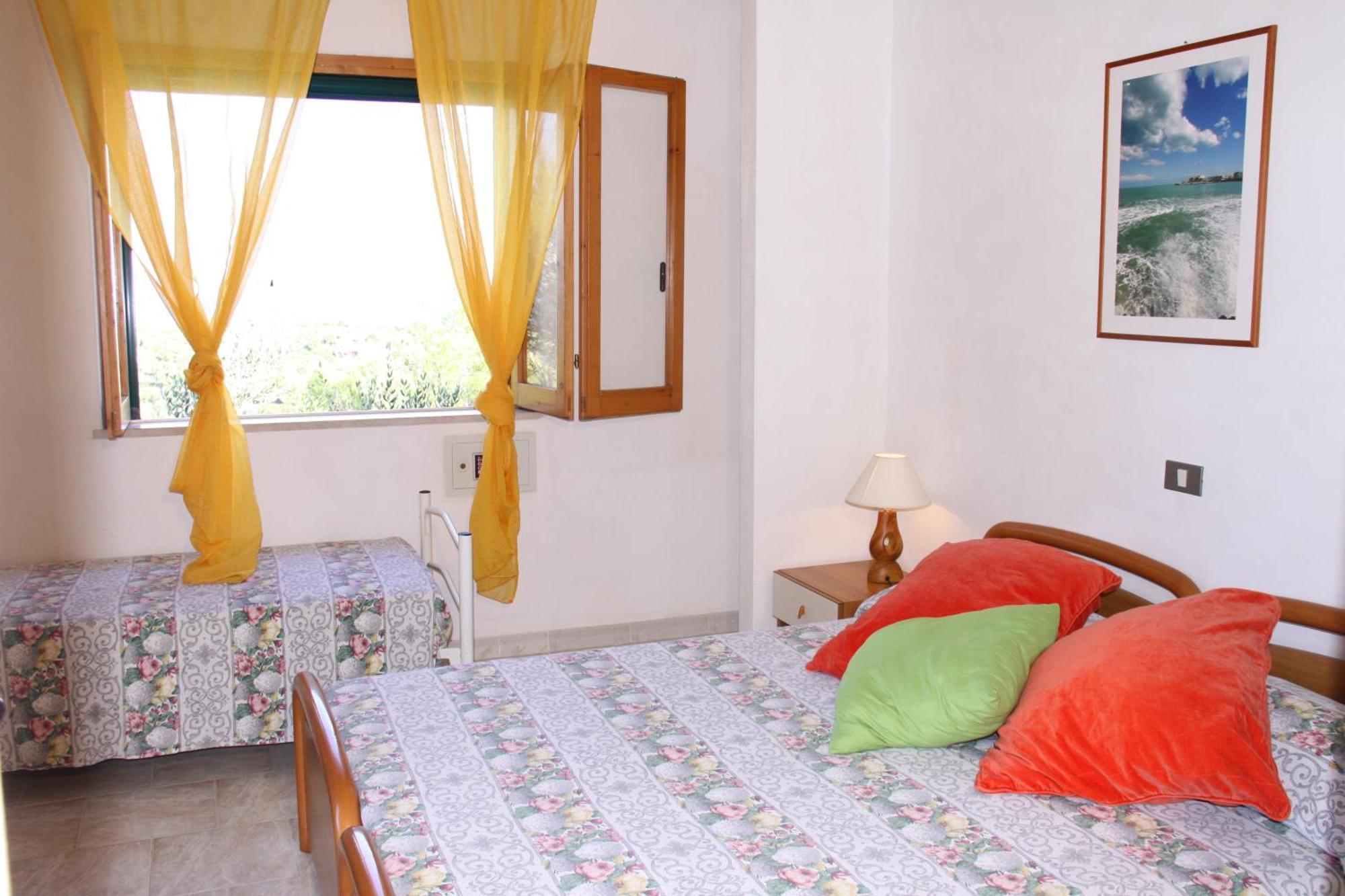 Residence Gli Stingi Vieste Ruang foto